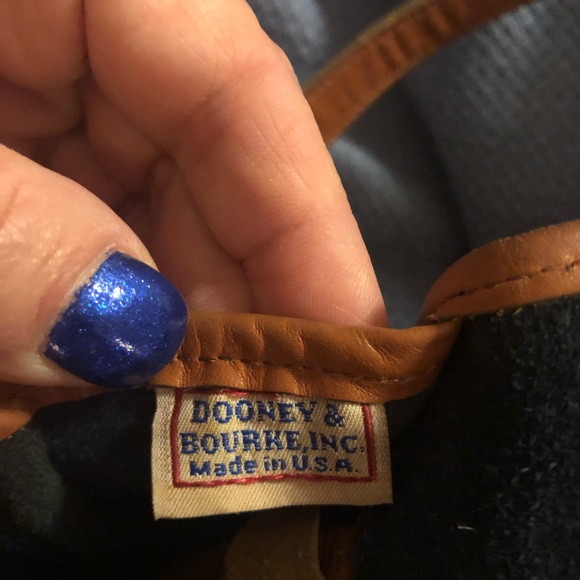 Dooney & Bourke - Picture 3 of 3